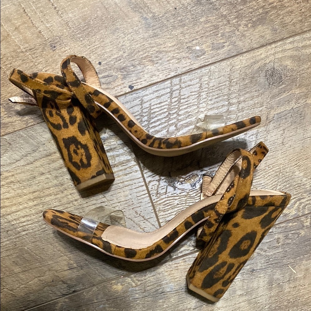 Liliana Leopard Print Strappy Heels Women’s Size 7 - Picture 3 of 3